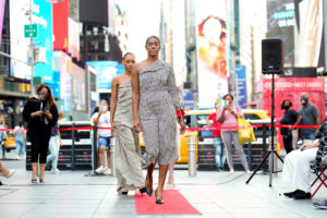 Times Square Fashion Week !